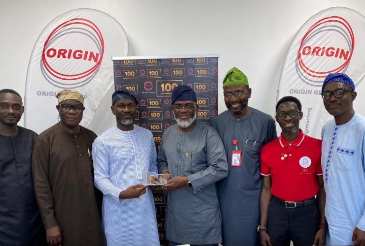 L – R: Afolabi Oyewunmi, Relationship Manager, LBS Executive Education, Sir Kunle Ball, Executive Vice Chairman, Prince S J Samuel, Chairman, ORIGIN Tech Group, Victor Banjo, mni, Director, Executive Education, LBS, Mr. Sesan Ayeni, ED, Corporate Services, Adebayo Awoniyi-Adeoshun, Group Head, Corporate Communications and Strategy, both of ORIGIN Tech Group and Olatayo Folayan, Business Development Manager, LBS during the Business visit of Lagos Business School to ORIGIN Tech Group